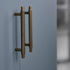 Handle Manor