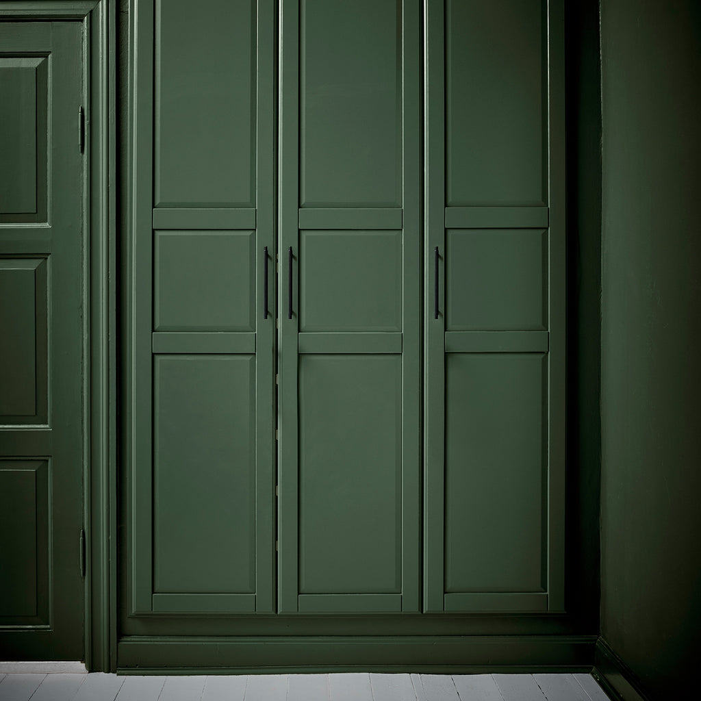 Handle Manor