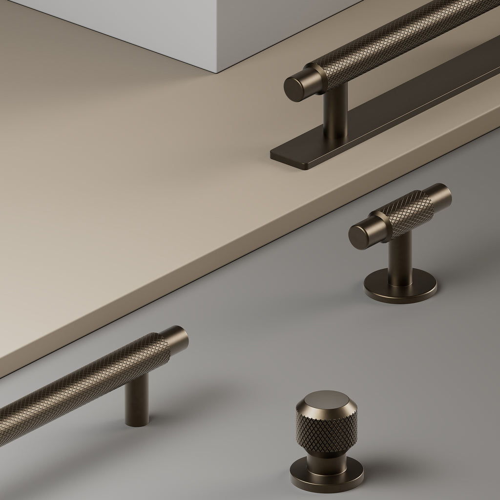 Handle Manor